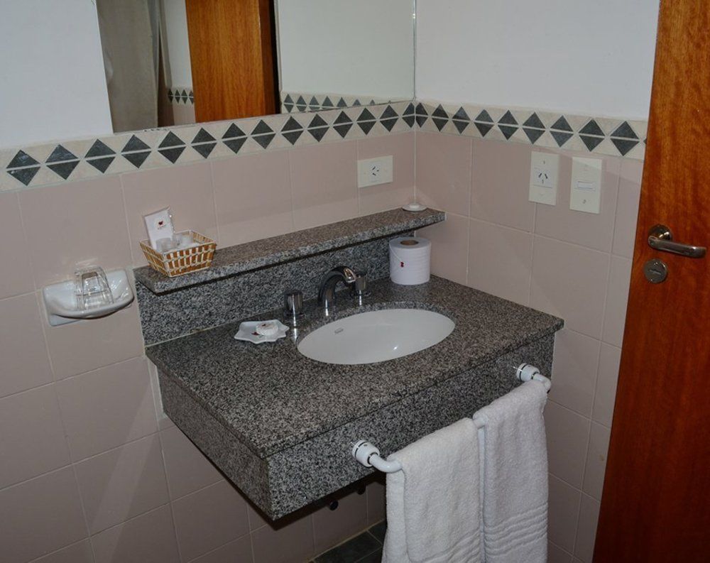 Los Tulipanes Apart de Mar Puerto Madryn Exterior foto